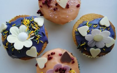 Cakes and a starfish!
