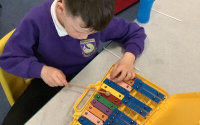 Glockenspiels- playing a range of notes