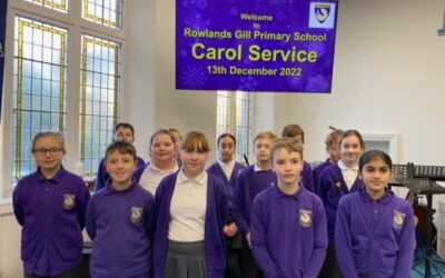 Year 2 and Year 6 Carol Service
